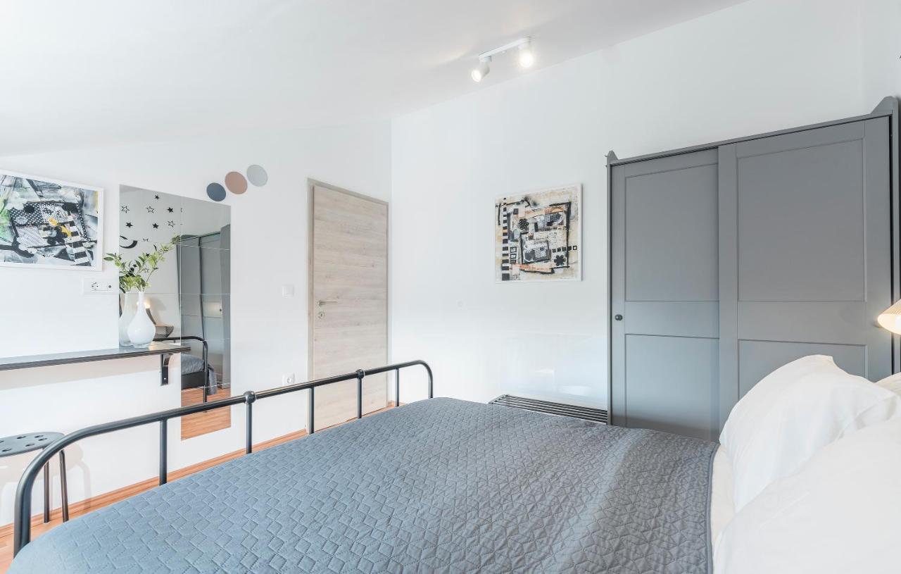Apartment Serena, Sea View, 佩罗杰 外观 照片