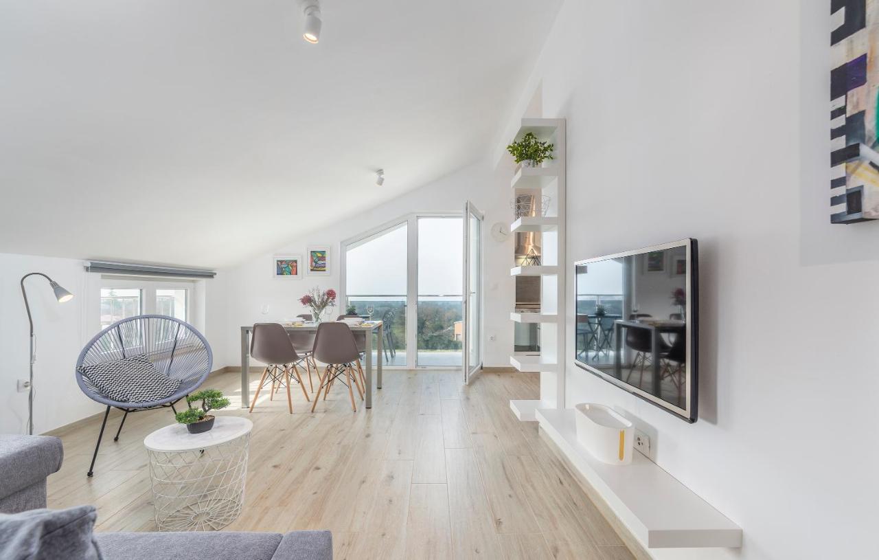 Apartment Serena, Sea View, 佩罗杰 外观 照片