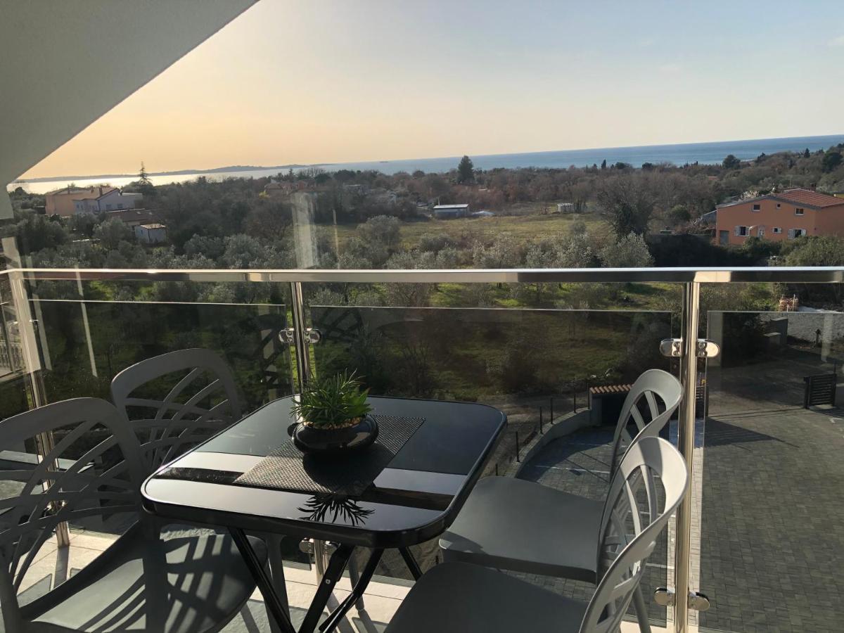Apartment Serena, Sea View, 佩罗杰 外观 照片