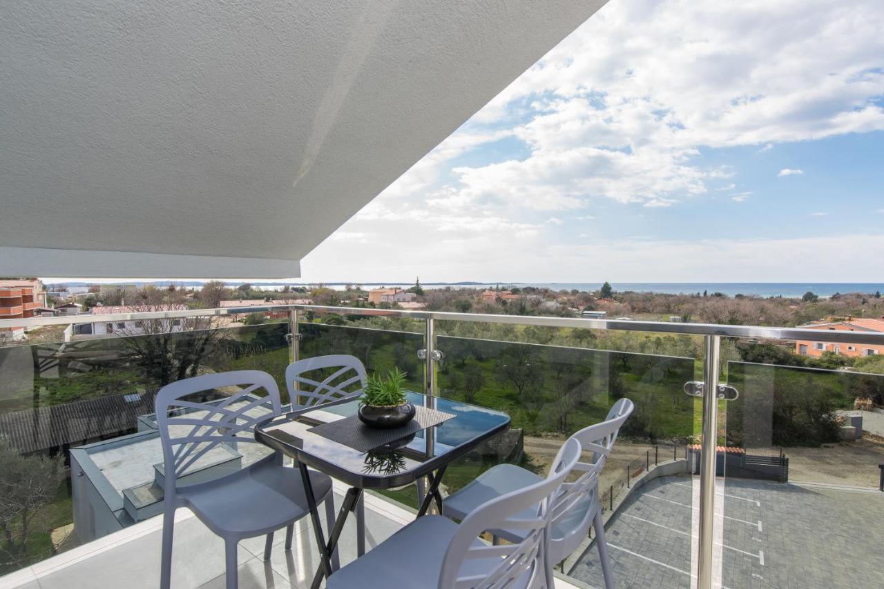 Apartment Serena, Sea View, 佩罗杰 外观 照片